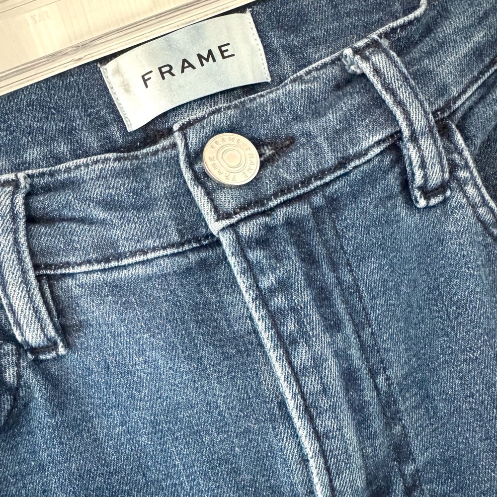 Frame Denim Le Easy Flare Jeans - Picture 3 of 16